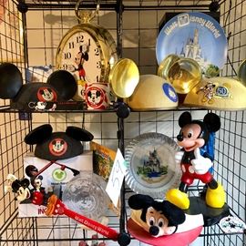  Disney Collection #1  http://www.ctonlineauctions.com/detail.asp?id=725850