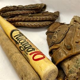  Vintage Baseball and Chicago Softball  http://www.ctonlineauctions.com/detail.asp?id=725922