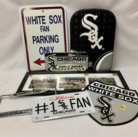 Assorted White Sox Memorabilia   http://www.ctonlineauctions.com/detail.asp?id=725949