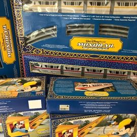  Disney Monorail for Your Garage!     http://www.ctonlineauctions.com/detail.asp?id=725448