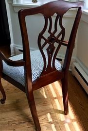 17. Vintage Drexel Heritage Spoon Foot Dining Chairs (2 Arm, 4 Side)