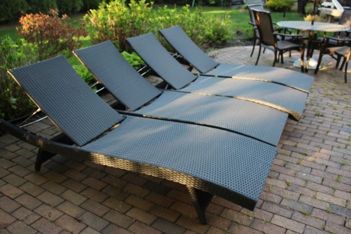 Lounge Chairs and more Patio Furniture