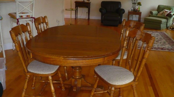DINING SET  TABLE AND R CHAIRS