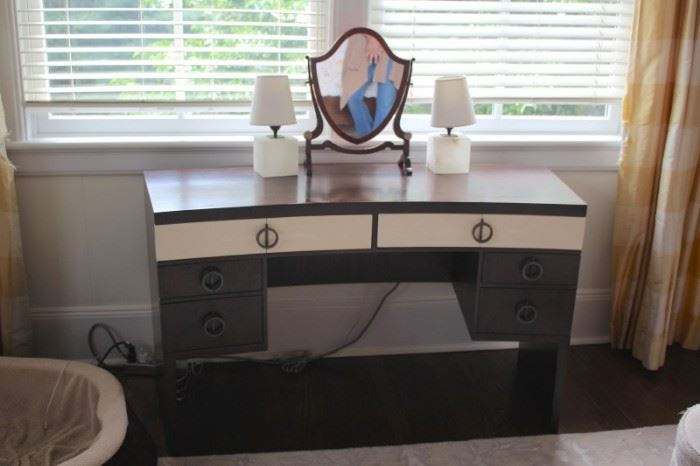 Contemporary Vanity with Mirror and Pair of Small Lamps