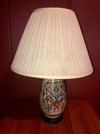 Antique Crackle Vase Lamp