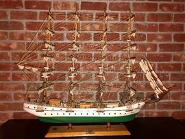 Exquisite Model Ship  - large on base