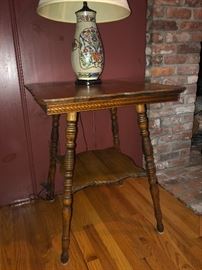 Vintage Oak Scalloped Edge Parlor Table with Lower Shelf 