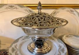 Wallace EPNS Flower Frog