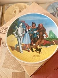 Collection of Knowles Wizard Of Oz Collector Plates 