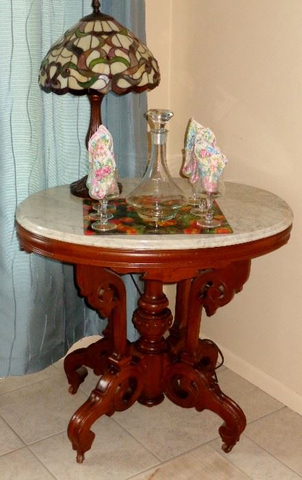 BEAUTIFUL MARBLE TOP PARLOR TABLE