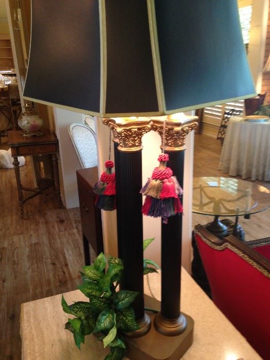 Good looking 3 column lamp