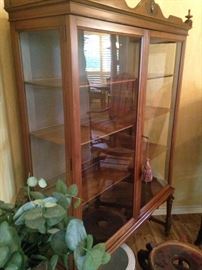 Lovely 4-shelf antique curio cabinet