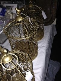 About 14-16 bird cages - great for centerpieces