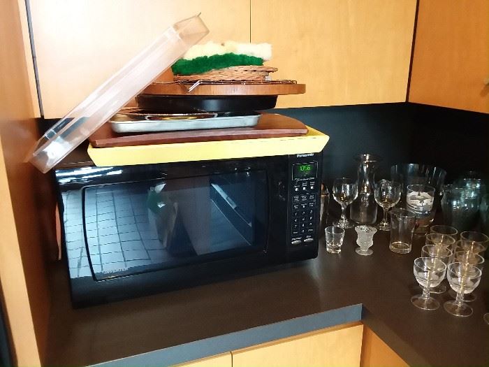 Microwave, Platters, Glassware