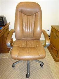 Executive Chair (Leather)