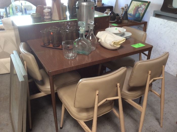 Dinette table with 4 chairs