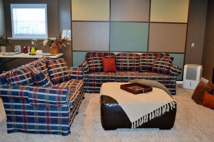 Pennsylvania House couch & love seat, ottoman