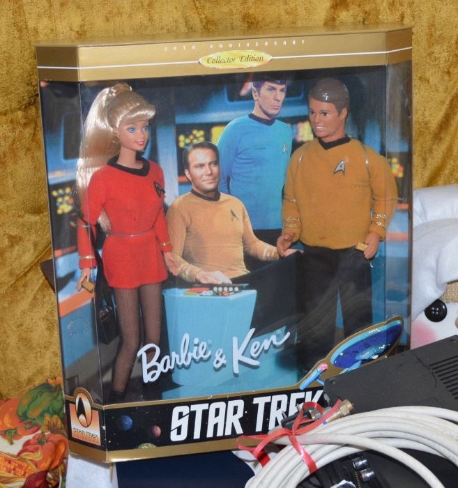 Star Trek - Barbie and Ken