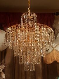Crystal chandelier like new