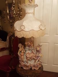 Large porcelain lamp Capodimonte Italian