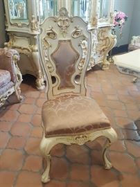 Italian style chair in great condition