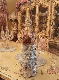 Large Italian lady figurine Capodimonte