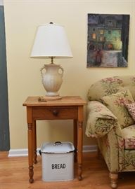 BUY IT NOW! $120 - Antique Wood Spindle End Table with Drawer (approx. 22" L x 19" W x 29" H)