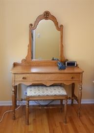BUY IT NOW! $350 - Bird's Eye Maple Vanity with Bench (approx. 44" L 19" W x 66" H) 