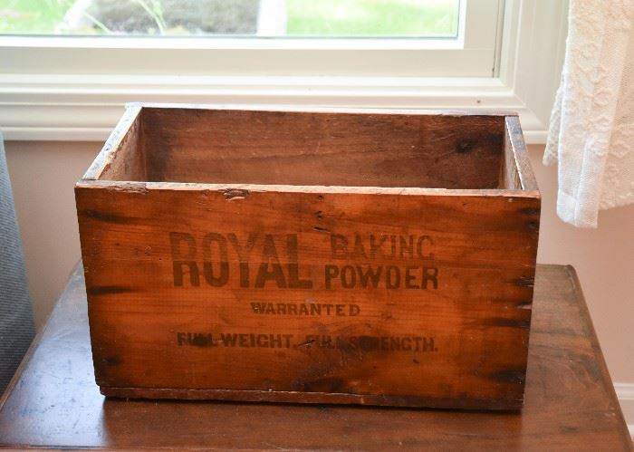  Royal Baking Powder Wooden Advertising Crate