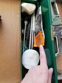 gun cleaning kit and gun lubricant tool