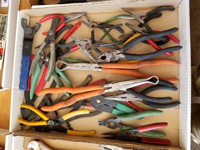 Box of Approx 30 pliers