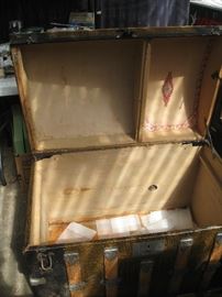 Vintage Alligator skin trunk (Early 1900's)