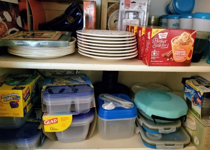 Dishes and Kitchen Items
