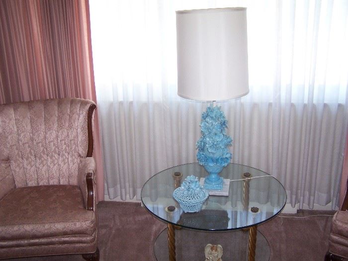 ONE OF A PAIR OF CHANNEL-BACK CHAIRS, GLASS COFFEE TABLE & CERAMIC LAMP