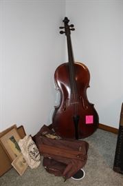 Cello and bow
