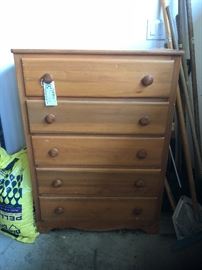 #26 chest of drawers 5 drawers 30x16x42 $75.00