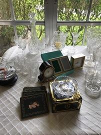 CRYSTAL GIFTWARE WITH BOXES