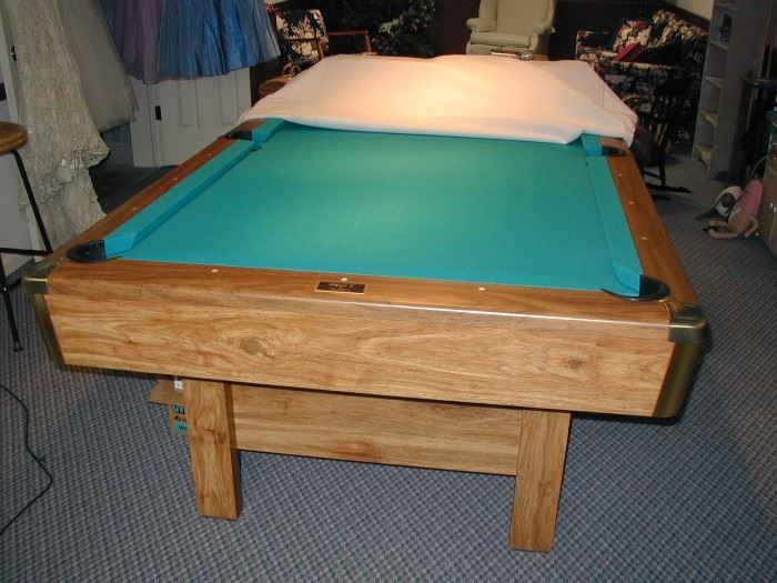 Brunswick "Bristol II" pool table