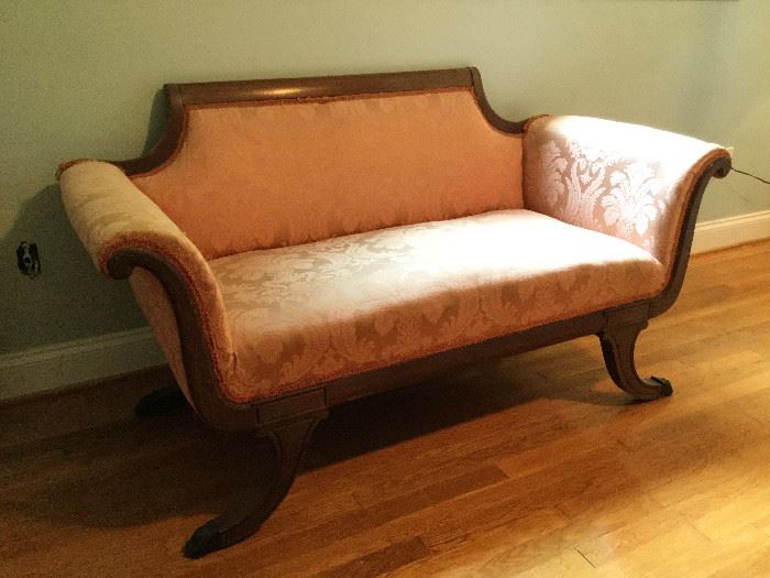 Victorian-Style Love Seat   http://www.ctonlineauctions.com/detail.asp?id=726883