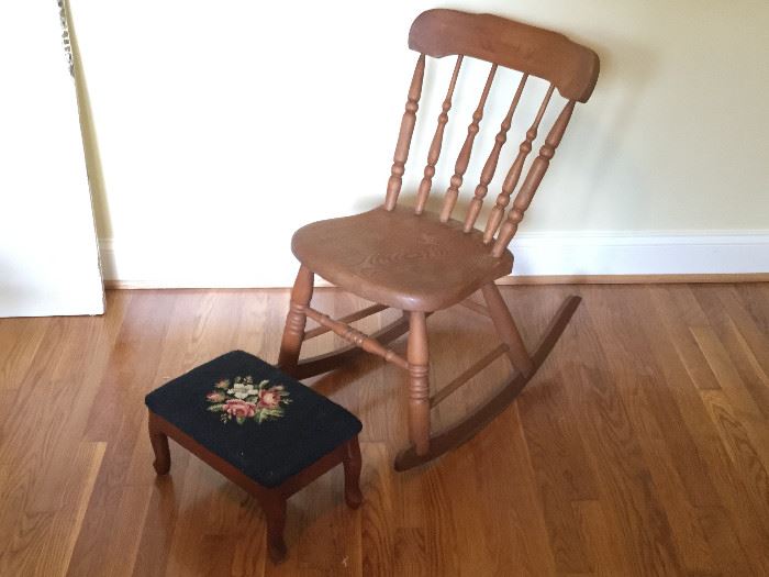 Children's Rocking Chair & Footstool        http://www.ctonlineauctions.com/detail.asp?id=726998