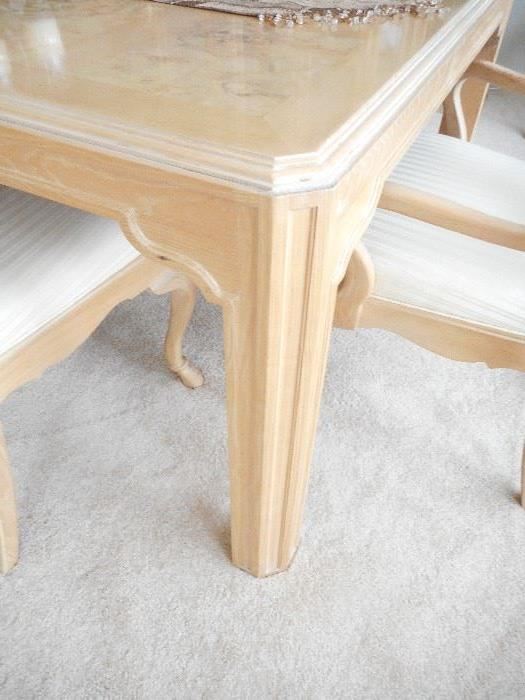 Corinthian style table leg design