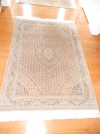 Wool & silk rug size 4.5 x 6.5