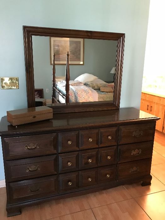 Dresser matching the poster bed