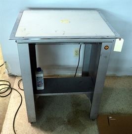 Nuarc VLT23F Light Table, 38"H x 31"W x 26"D
