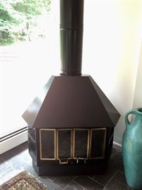 Wood burning stove