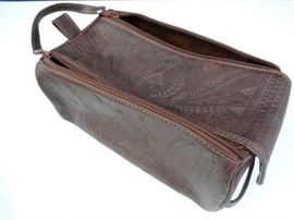 Mens Dark Brown Leather Travel Case TX