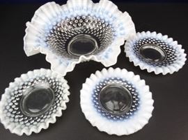 Ruffled Hobnail Bowl & Plates (4)
