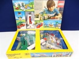 Retro Lego Set International Jetport