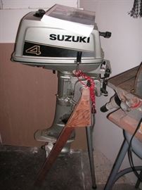 Suzuki 4 outboard motor