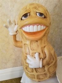 Vintage Jimmy Carter Smiling peanut figurine.